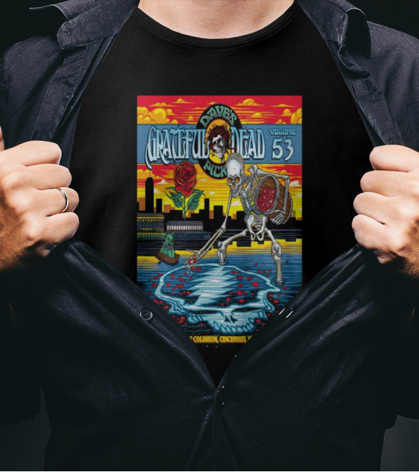 Grateful Dead Dave's Picks Volume 53 Riverfront Coliseum Cincinnati OH 10 2 76 T-Shirt