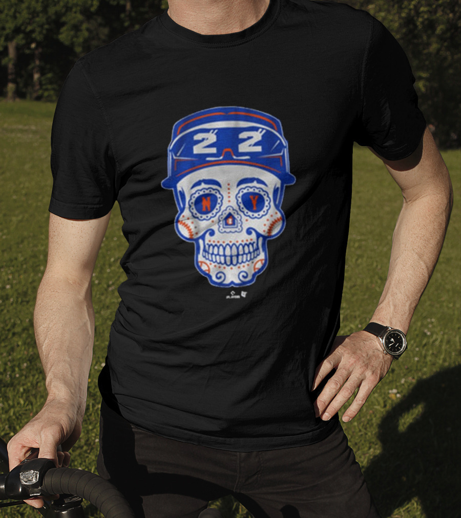 Juan Soto NY Mets Sugar Skull MLB Baseball 2025 Queens T-Shirt