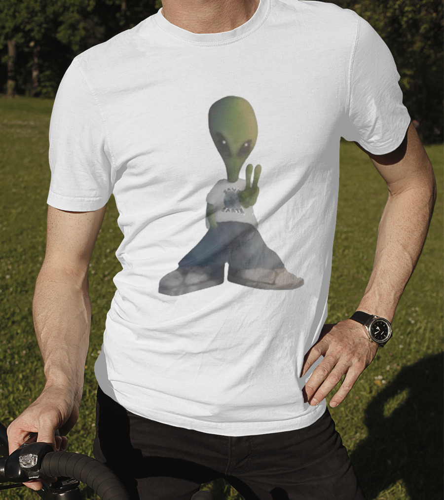 Save Earth Alien Peaceful Message T-Shirt