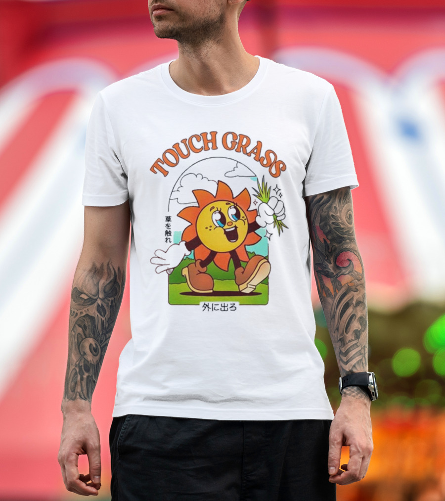 Touch Grass Retro Sun Character Outdoors Japanese Text T-Shirt