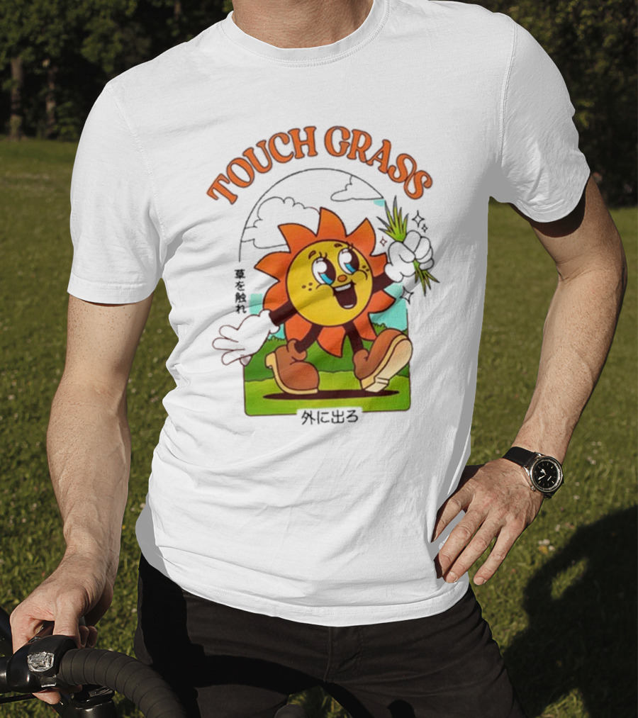 Touch Grass Retro Sun Character Outdoors Japanese Text T-Shirt