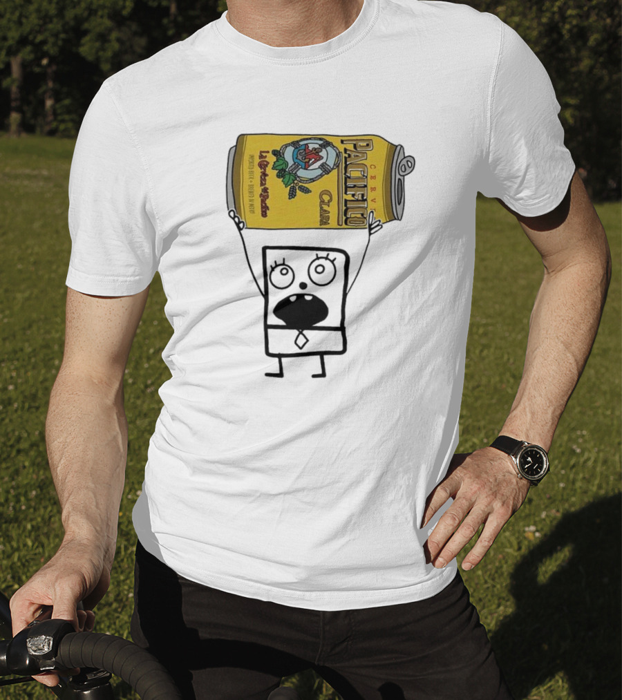 Doodlebob Holding Pacifico Clara La Cerveza Del Pacifico Beer Can T-Shirt