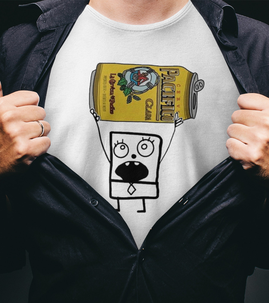 Doodlebob Holding Pacifico Clara La Cerveza Del Pacifico Beer Can T-Shirt