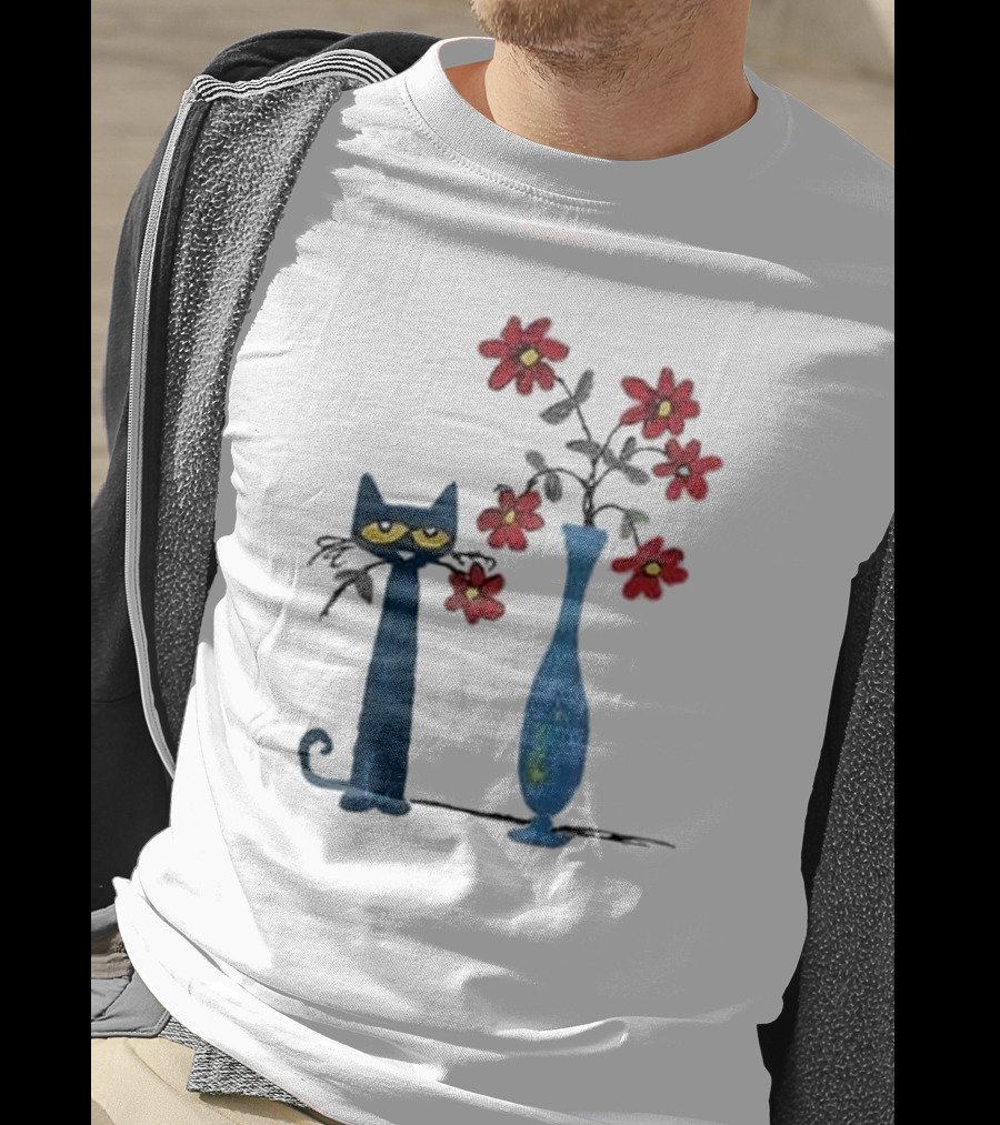 Pete The Cat And Red Flowers In Blue Vase T-Shirt