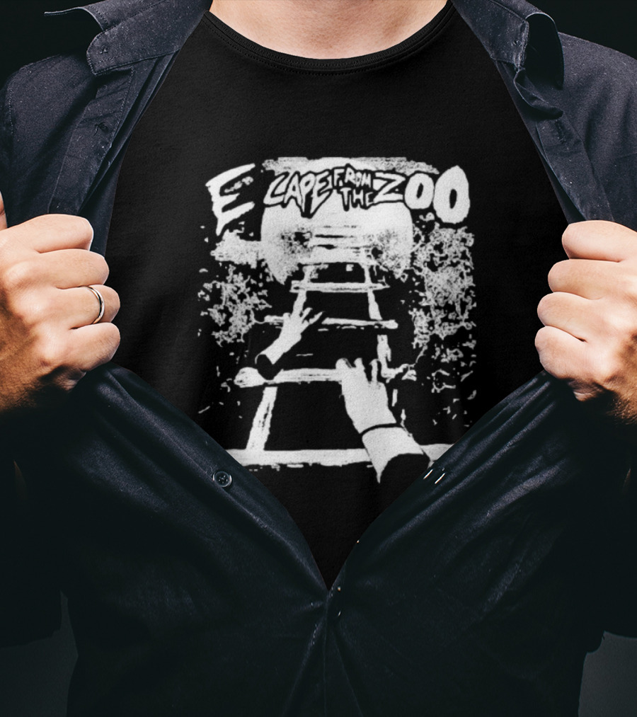 Escape Zoo Ladder Hands Adventure T-Shirt