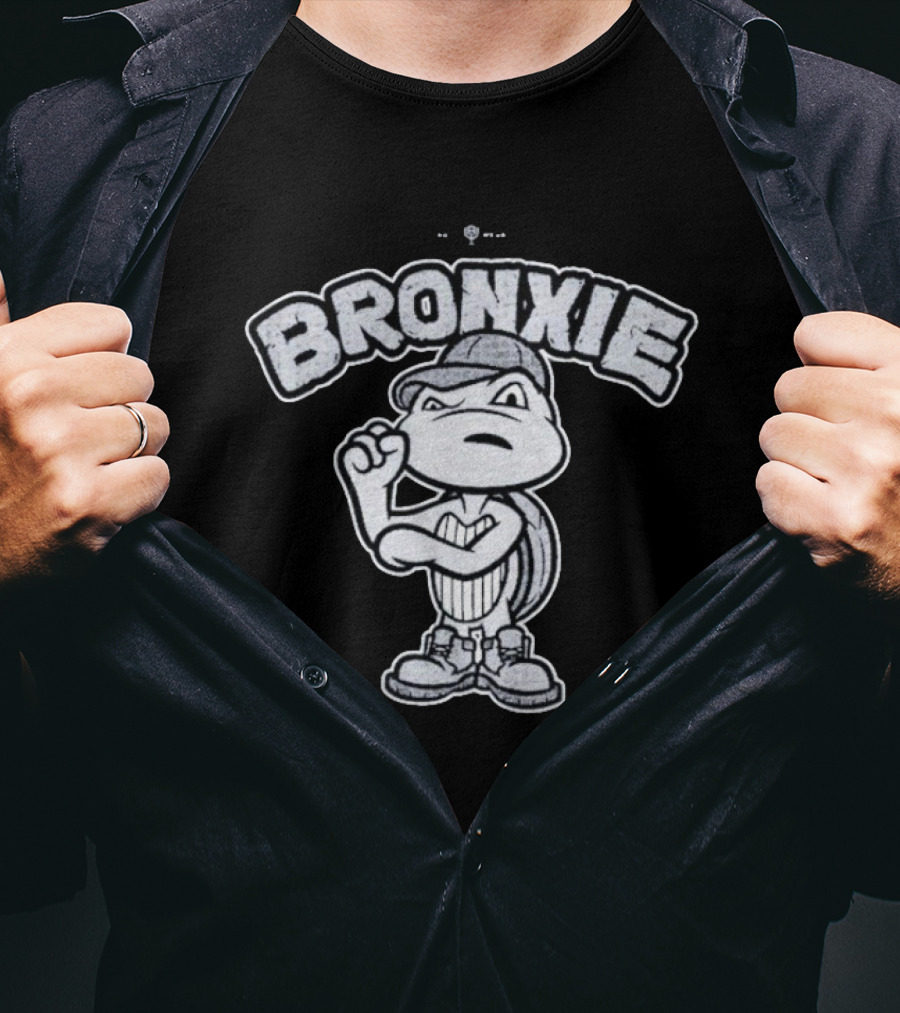 New York Yankees Bronxie The Turtle Mascot With Cap And Sneakers T-Shirt