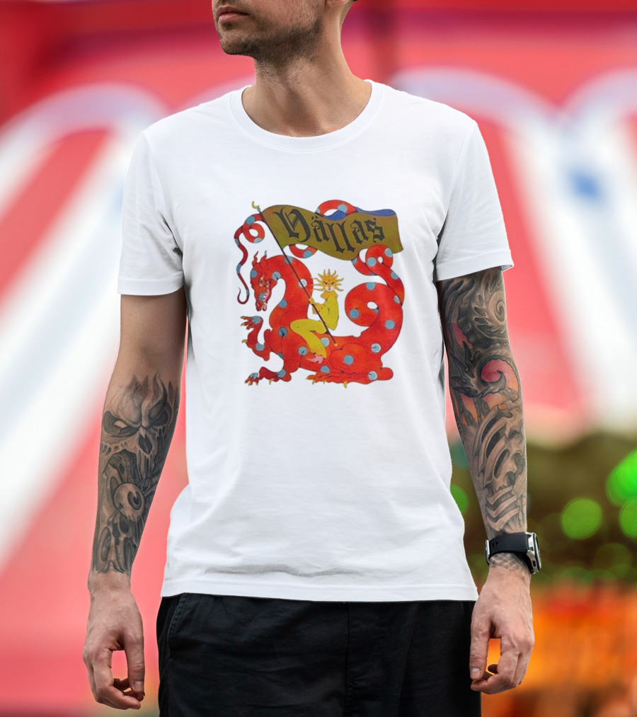 Hällas Flower Knight Riding Red Polka Dot Dragon T-Shirt