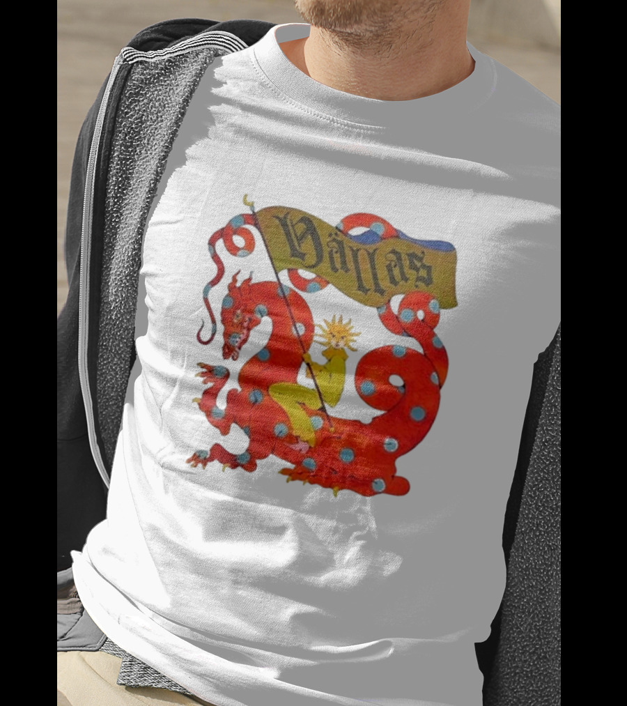 Hällas Flower Knight Riding Red Polka Dot Dragon T-Shirt