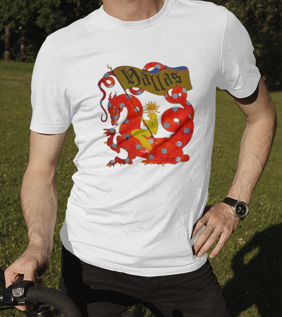 Hällas Flower Knight Riding Red Polka Dot Dragon T-Shirt