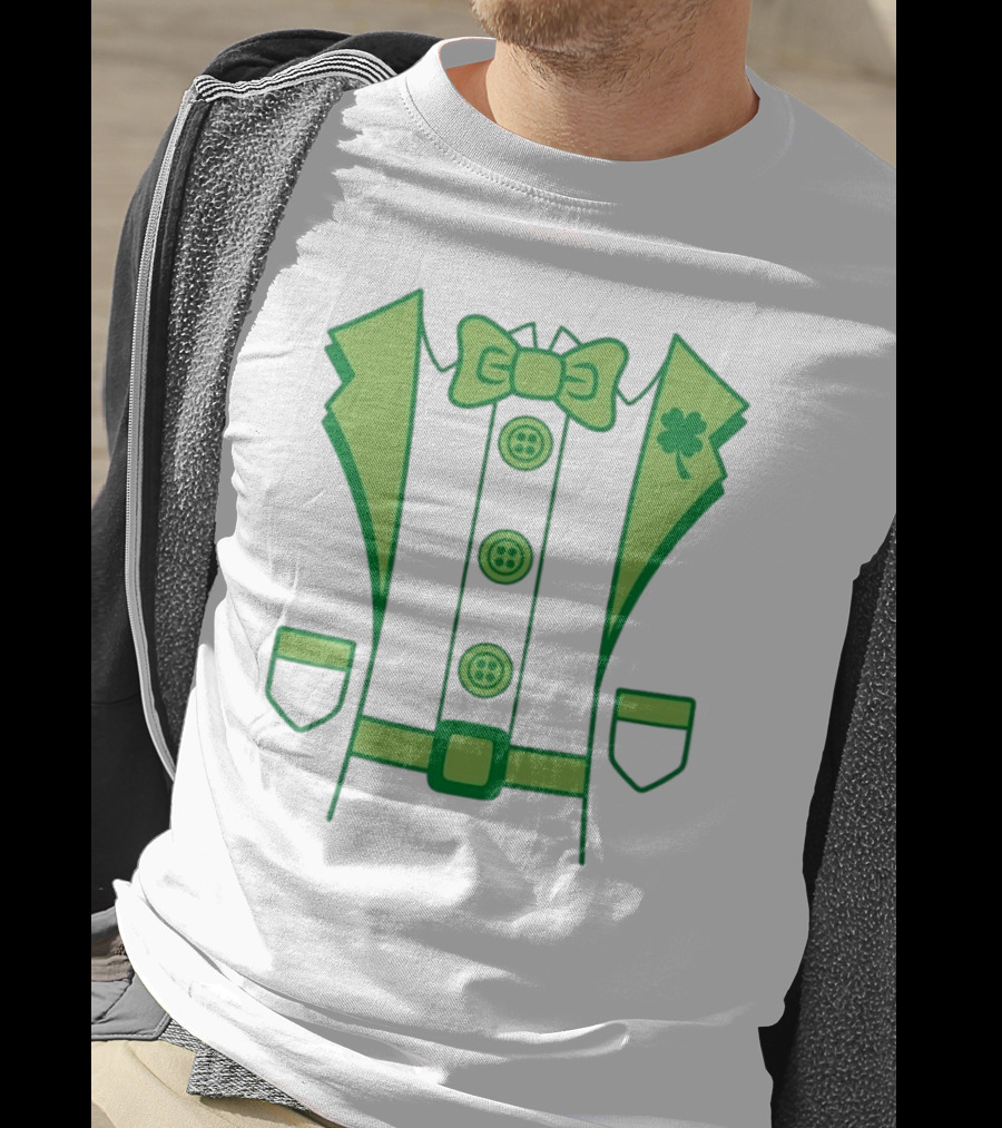 Leprechaun Suit With Bowtie And Shamrock St Patty’s Day T-Shirt