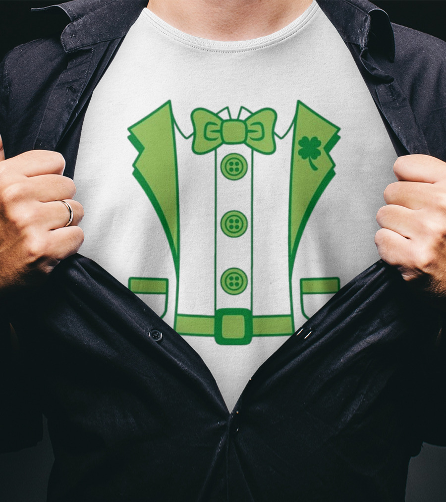 Leprechaun Suit With Bowtie And Shamrock St Patty’s Day T-Shirt