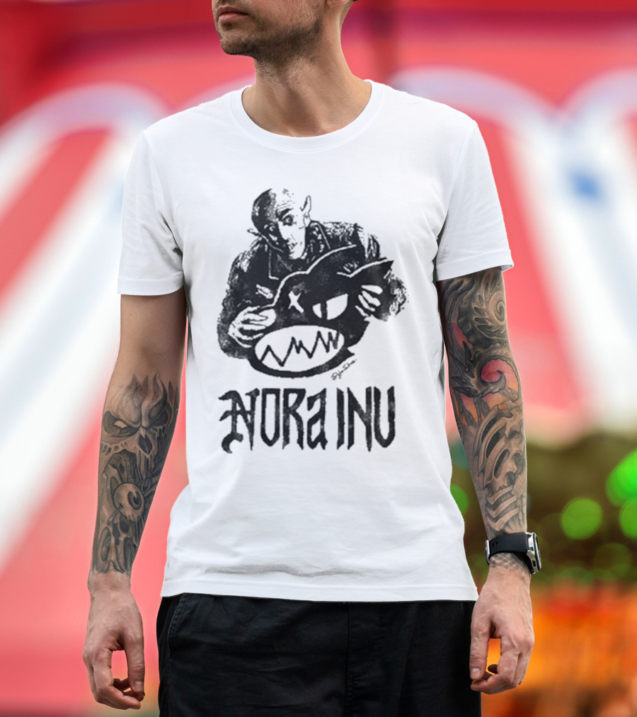 Nora Inu Vampyre Monster Art T-Shirt