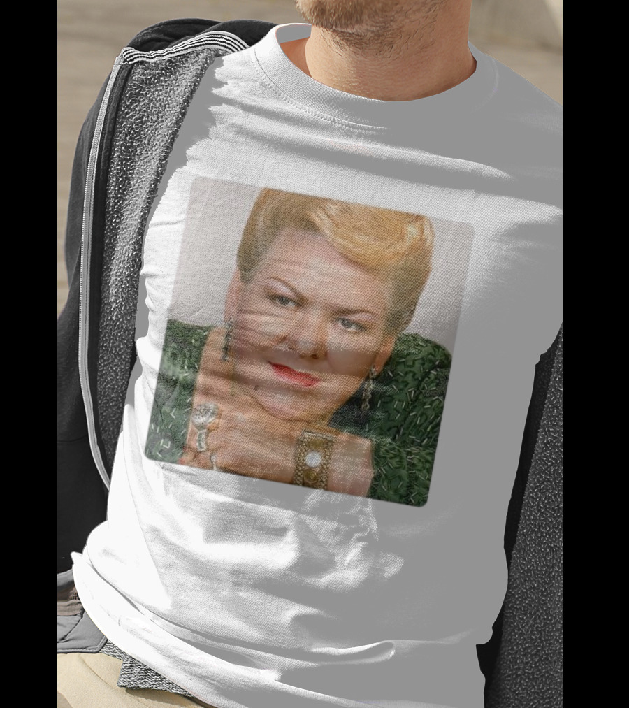 RIP Paquita La Del Barrio The Feminist Icon From Mexico T-Shirt