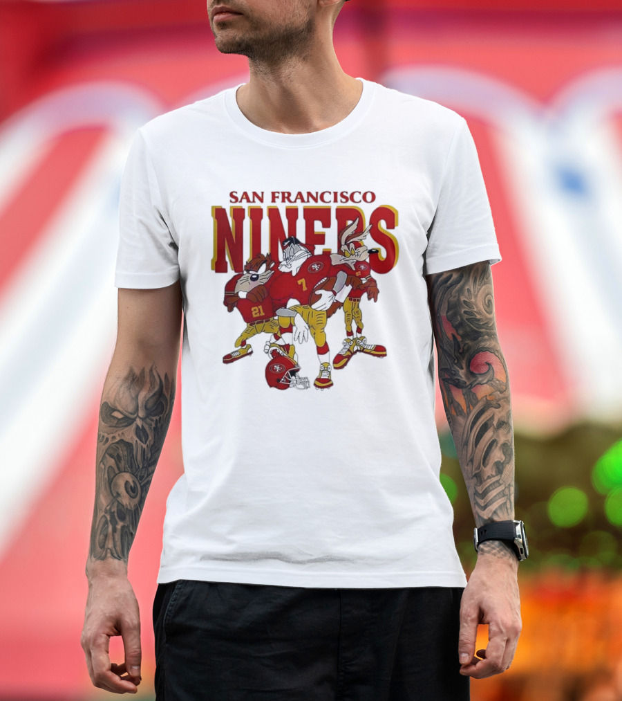 San Francisco 49ers Looney Tunes Cartoon Characters in Team Uniforms T-Shirt