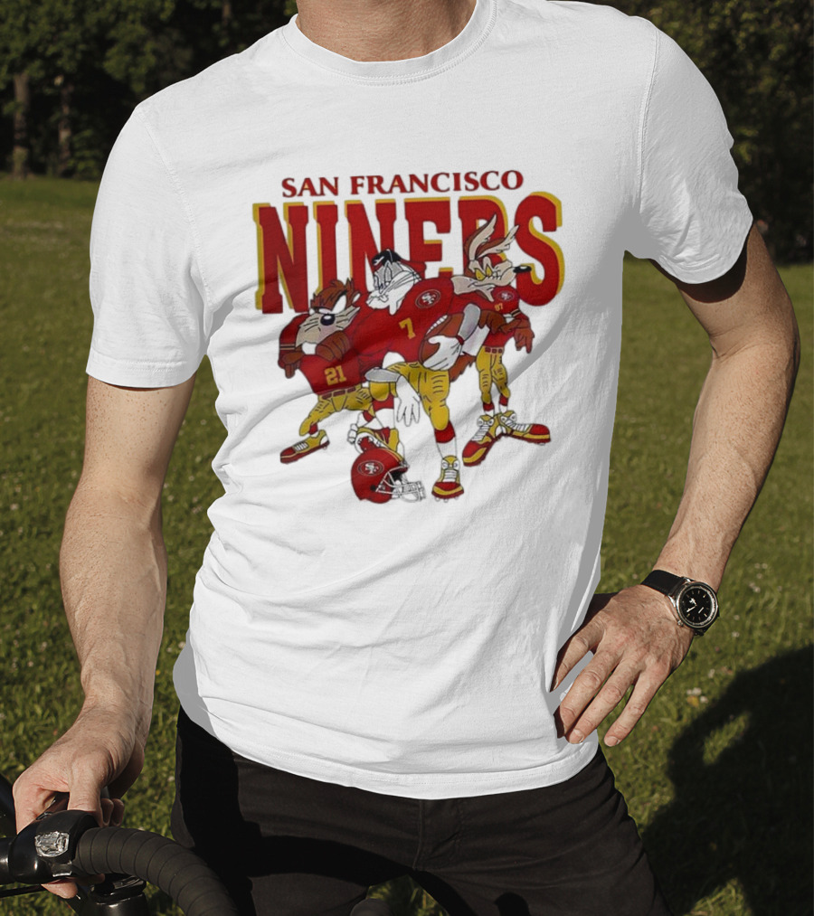 San Francisco 49ers Looney Tunes Cartoon Characters In Team Uniforms T-Shirt