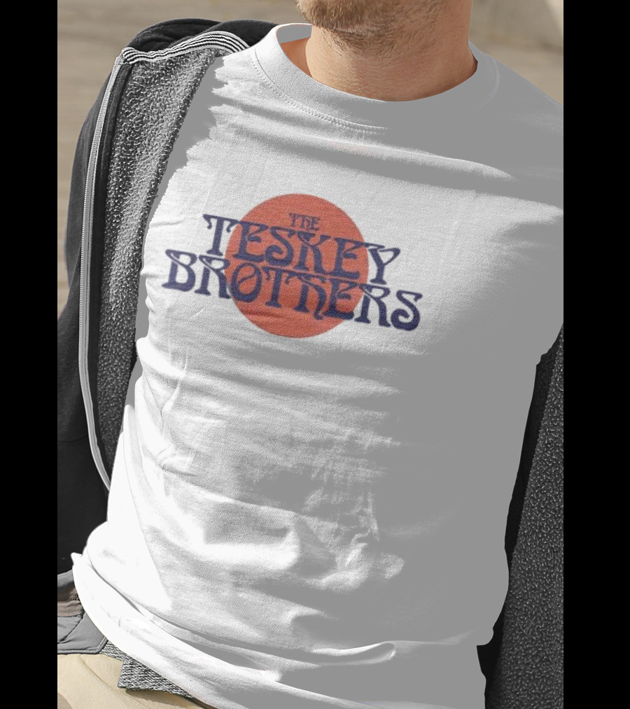 The Teskey Brothers Vintage Red Circular Emblem T-Shirt