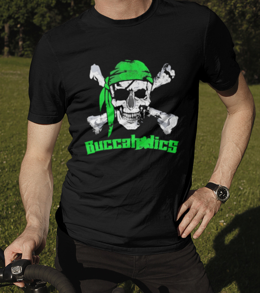Buccaholics Green Pirate Skull Crossbones Bandana T-Shirt