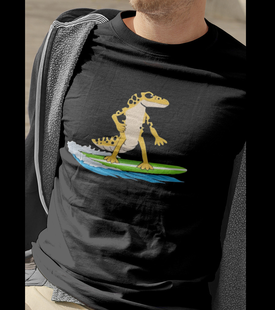 Leopard Gecko Yellow Lizard Riding Surfboard T-Shirt