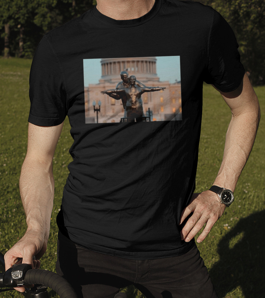 Titanic Trump Epstein Statue At Capitol Building T-Shirt