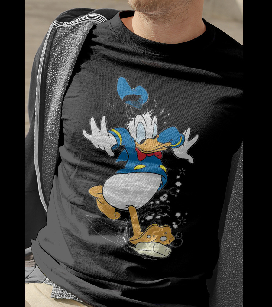 Just A Woman Who Loves Duck Donald Duck Classic Character Enthusiast T-Shirt