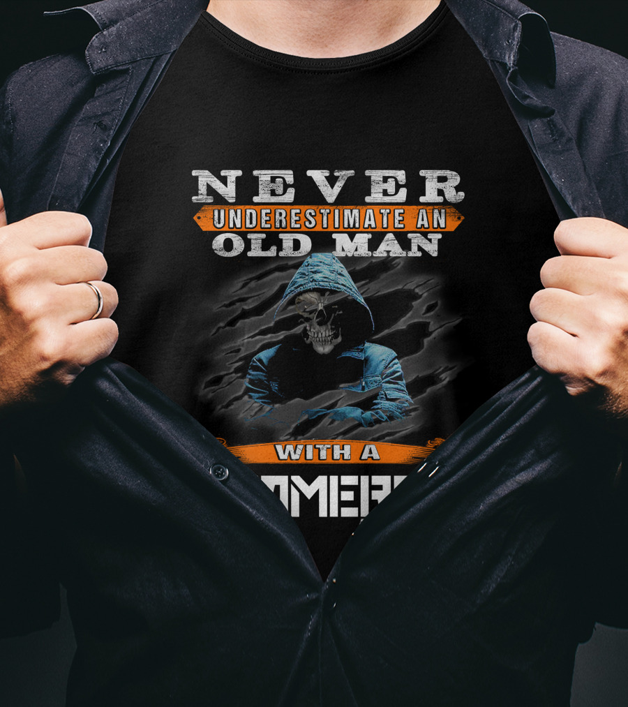 NEVER UNDERESTIMATE AN OLD MAN WITH A CAMERO BOAT T-Shirt
