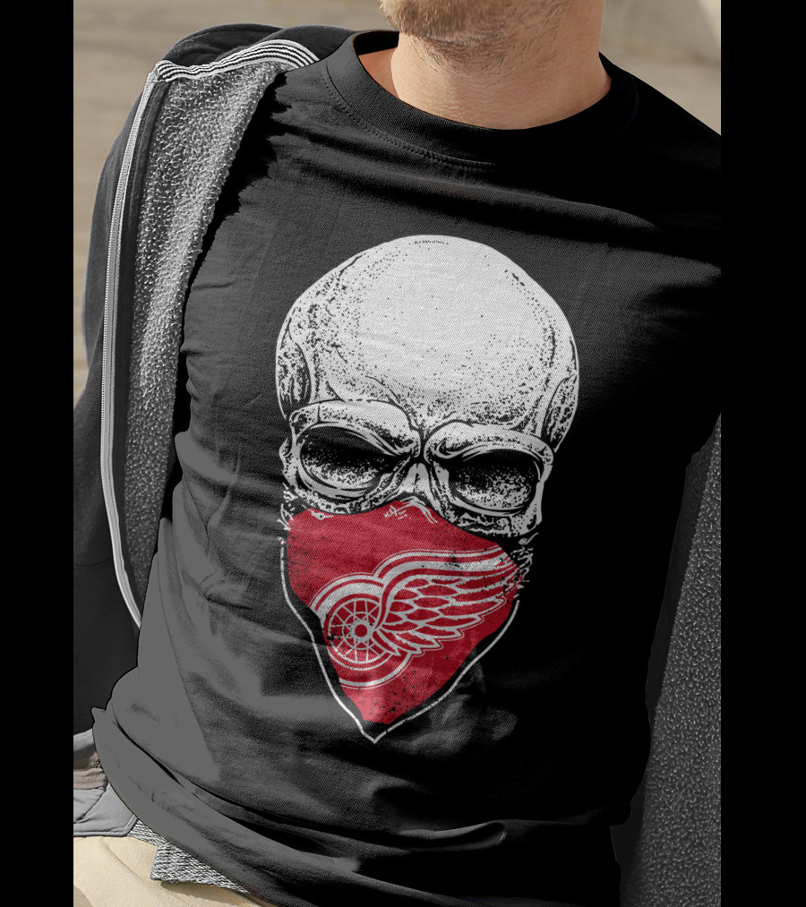 Detroit Red Wings Skull Bandana T-Shirt
