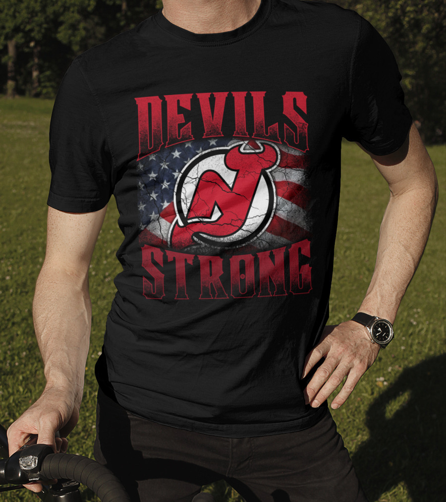 Devils Strong New Jersey Devils American Flag T-Shirt