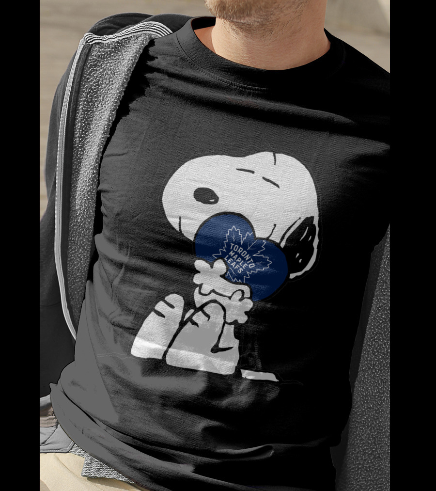 Snoopy Holding Toronto Maple Leafs Heart-Shaped T-Shirt