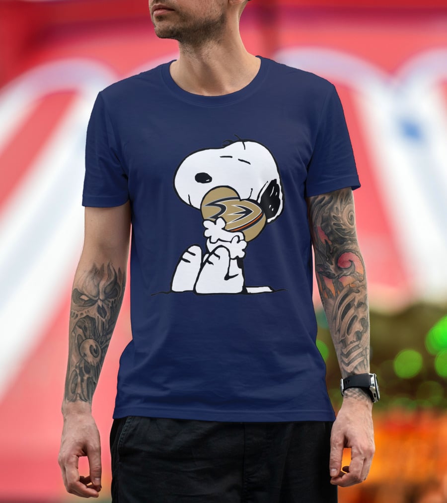 Anaheim Ducks Snoopy Hockey T-Shirt