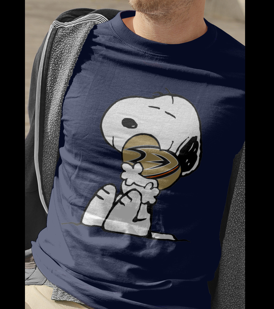 Anaheim Ducks Snoopy Hockey T-Shirt