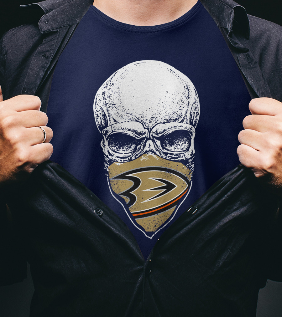 Anaheim Ducks Skull With Team Logo Mask T-Shirt