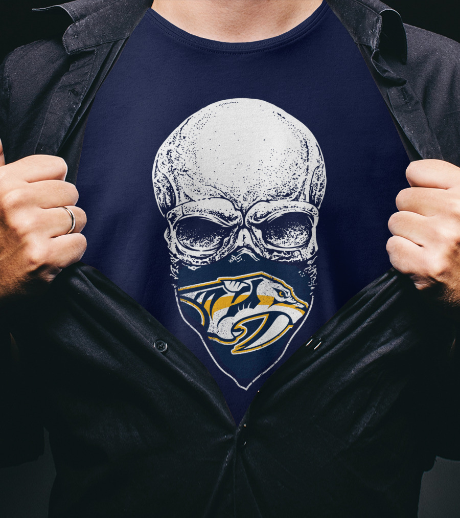 Nashville Predators Skull Bandana T-Shirt