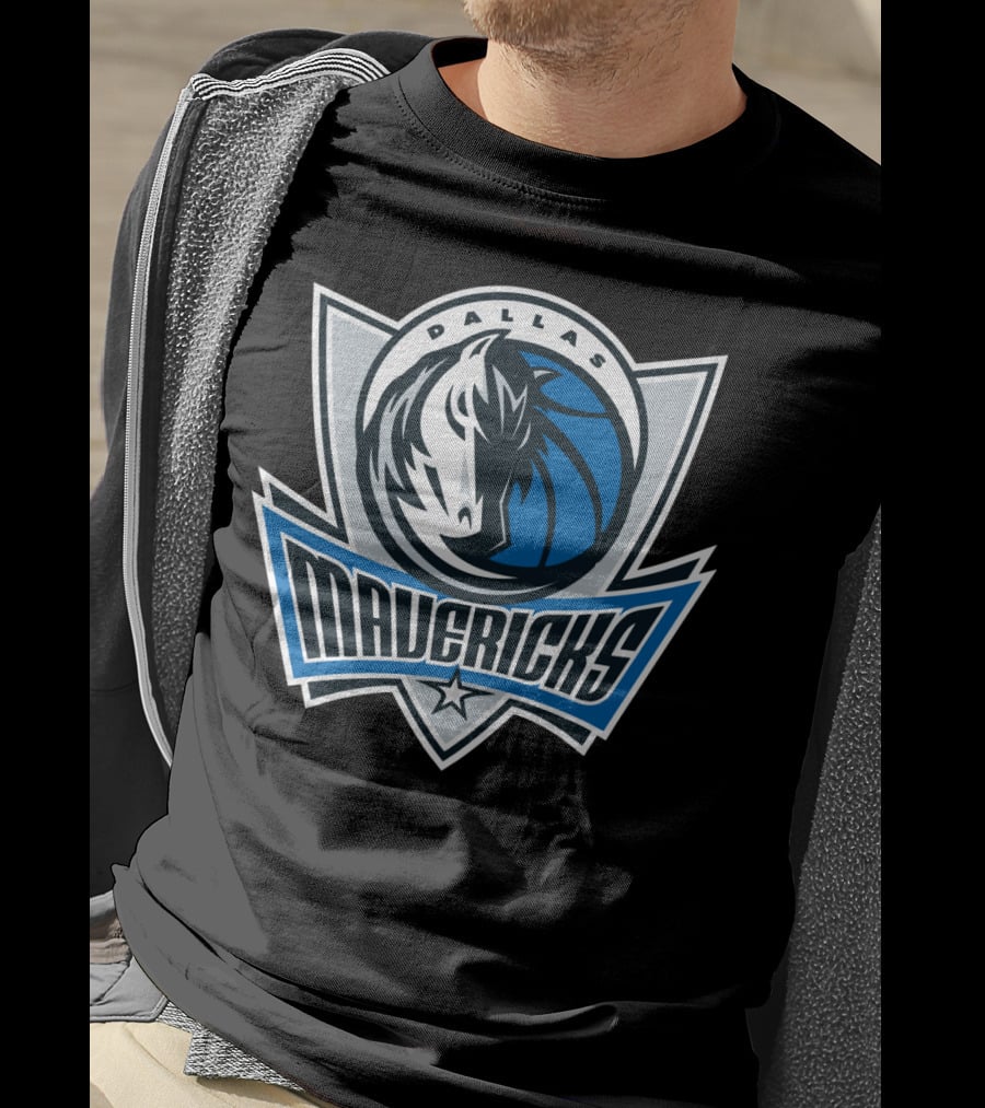 Dallas Mavericks Basketball Team T-Shirt