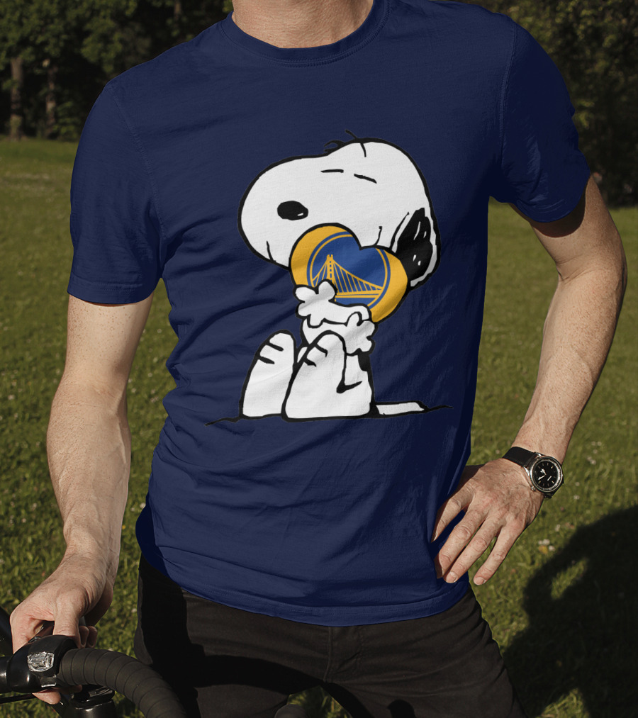 Snoopy Hugging Golden State Warriors Basketball Heart T-Shirt