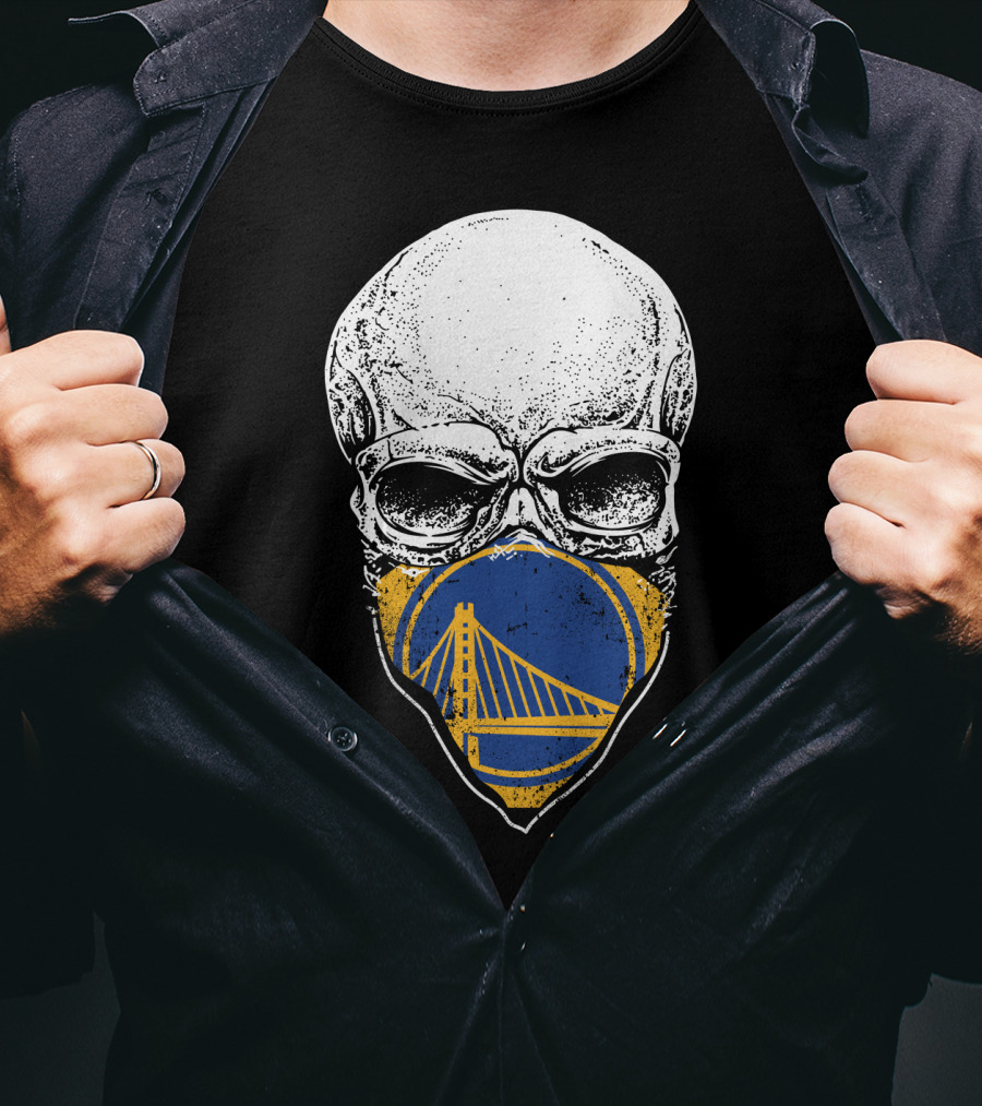 Golden State Warriors Masked Skull Bridge T-Shirt