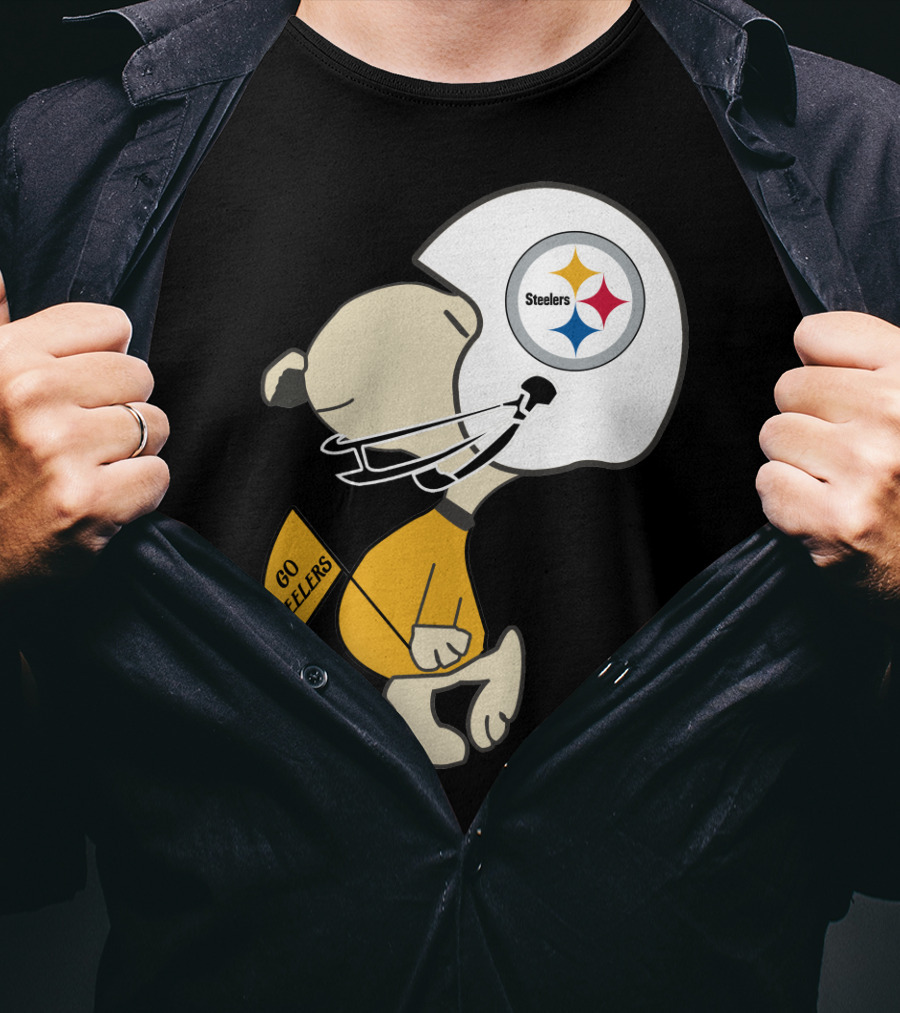 Snoopy Go Steelers Pittsburgh Steelers Football Helmet T-Shirt