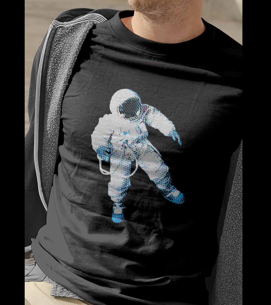 Astro 1015248 Astronaut Floating Spacesuit T-Shirt
