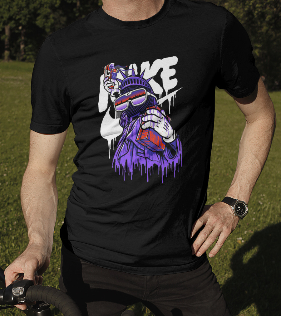 Hype Liberty Statue Remix With Retro Shades And Boom Box T-Shirt