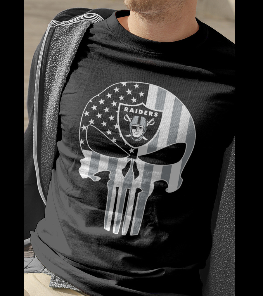 Raiders Skull With Flag T-Shirt