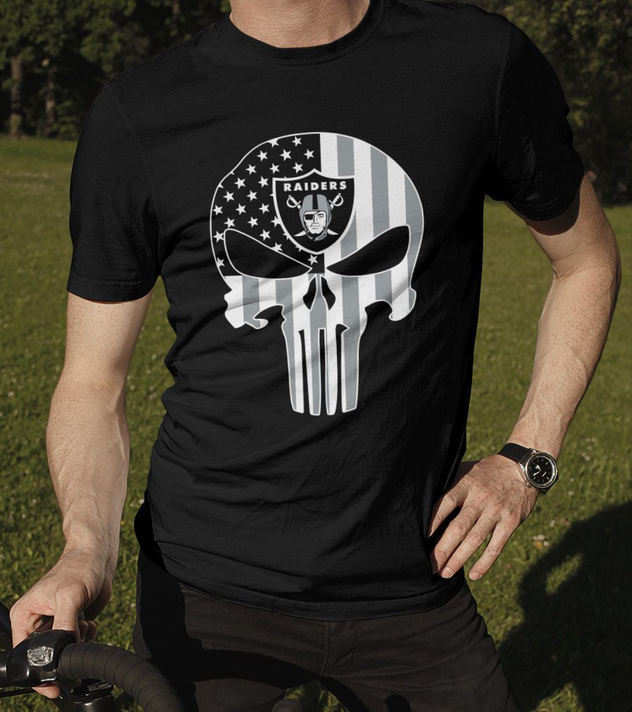 Raiders Skull With Flag T-Shirt