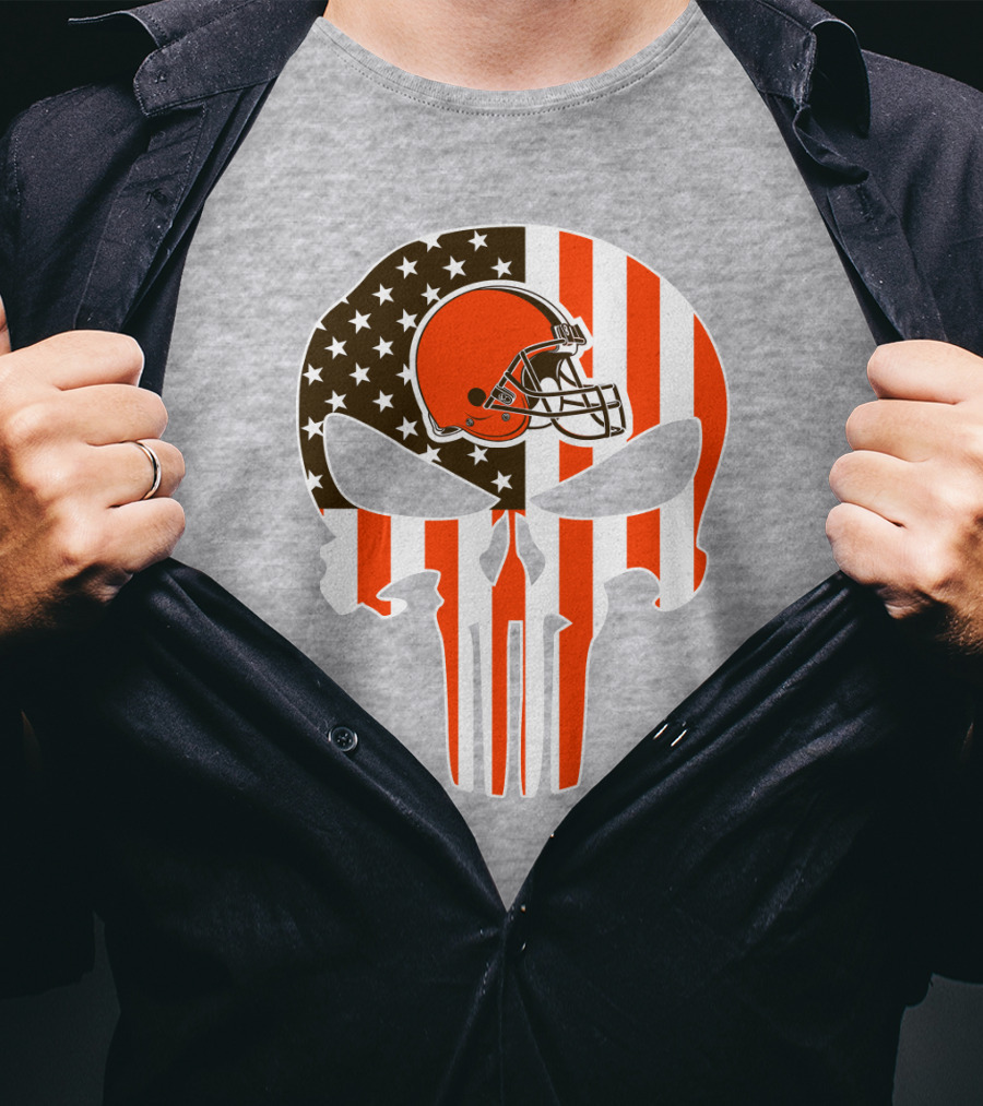 Browns American Flag Skull Helmet T-Shirt