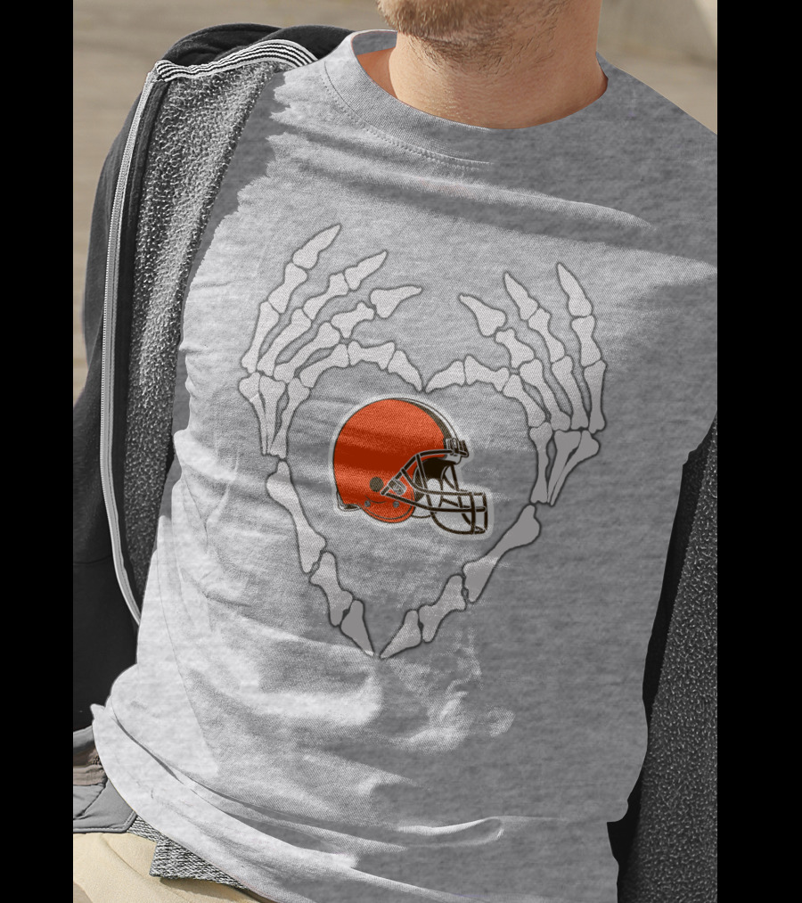 Cleveland Browns Helmet Skeleton Heart T-Shirt
