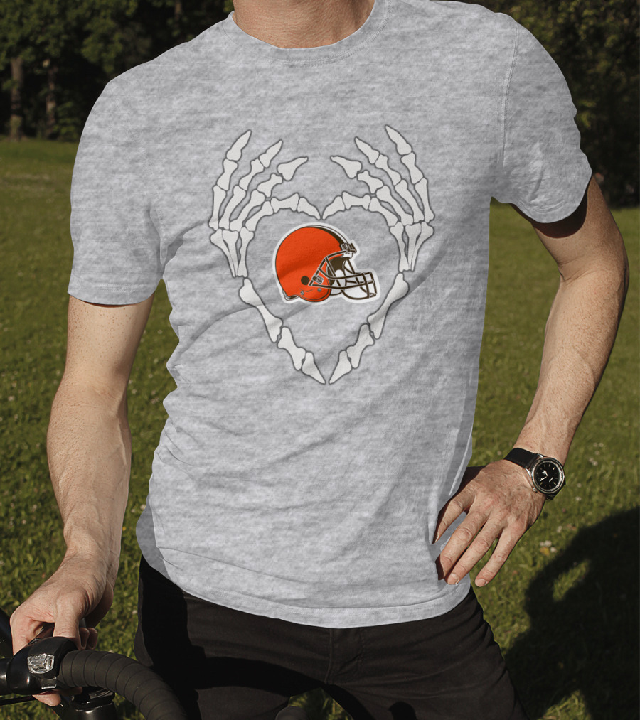 Cleveland Browns Helmet Skeleton Heart T-Shirt