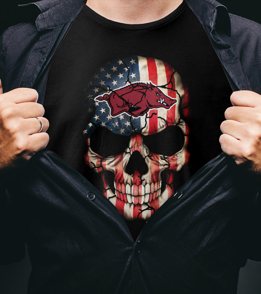 Arkansas Razorbacks American Flag Skull T-Shirt