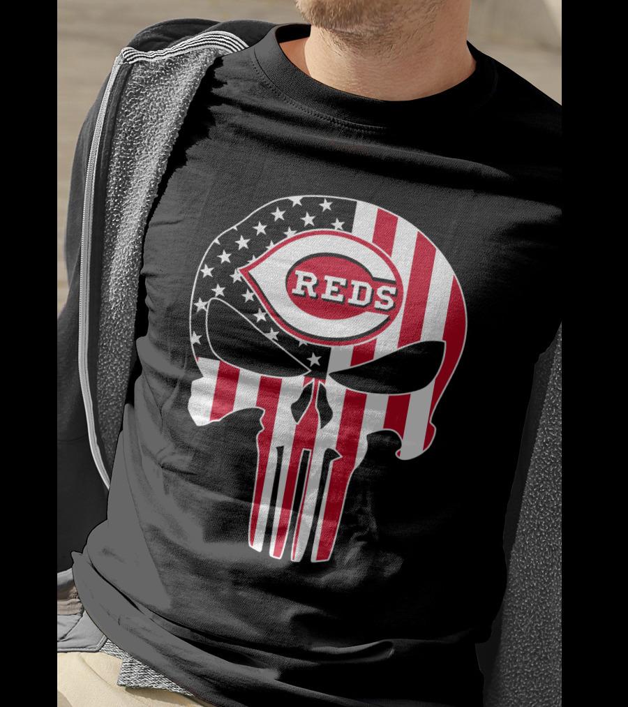 Cincinnati Reds American Flag Skull T-Shirt