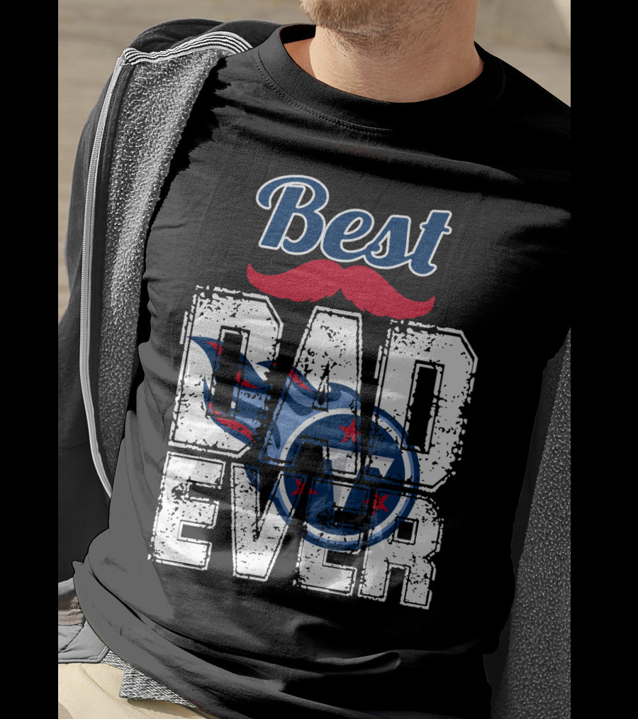 Best Dad Ever Titans Football T-Shirt