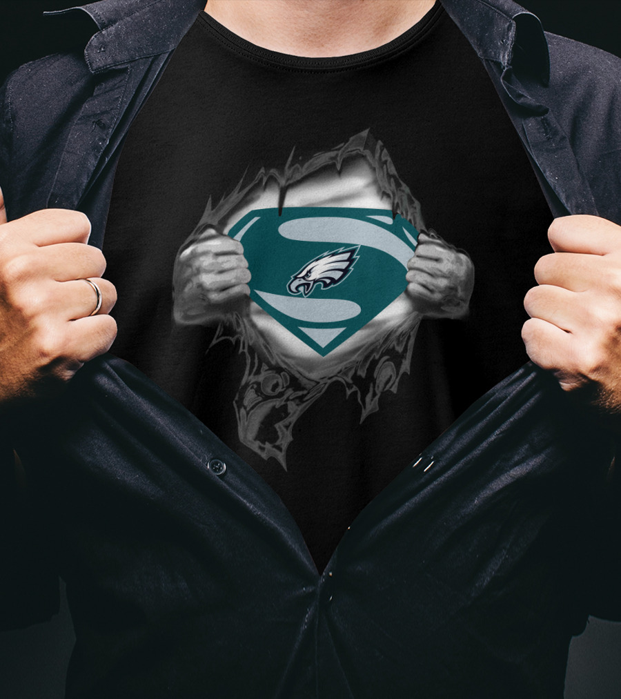 Philadelphia Eagles Logo Superman Style 36 Fan T-Shirt