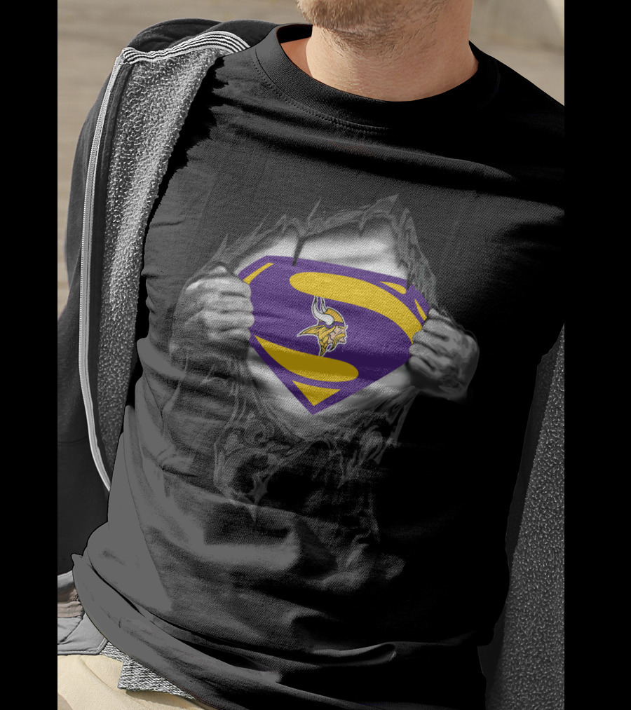Super Vikings 42 Minnesota Logo Hero T-Shirt