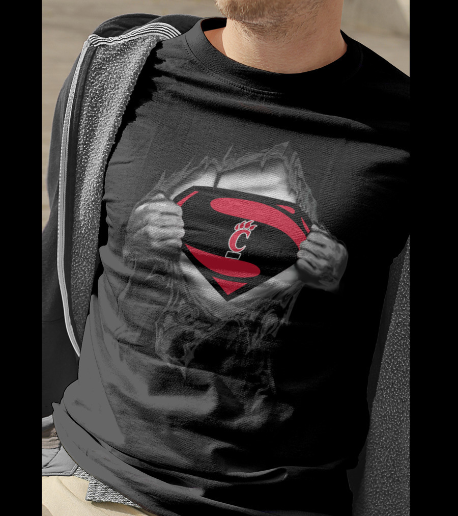Cincinnati Bearcats Logo Superhero 187 T-Shirt