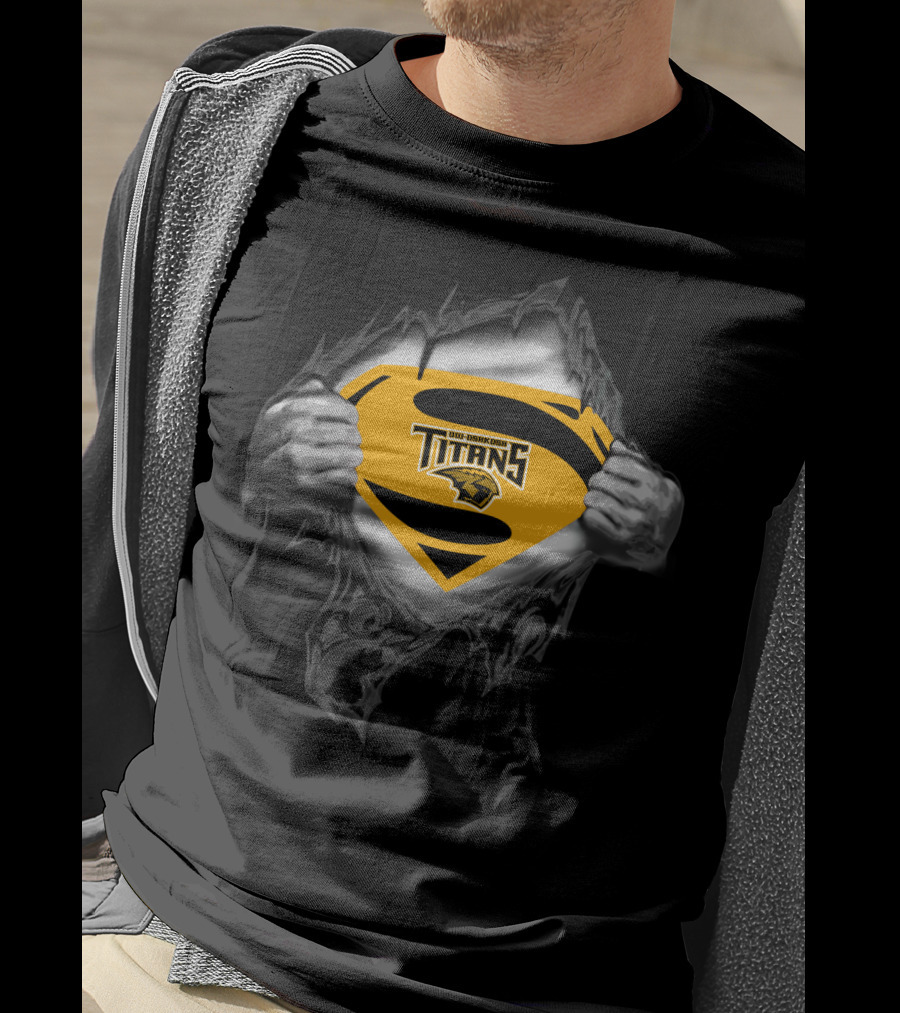 Superman Rip 302 Oshkosh Titans T-Shirt
